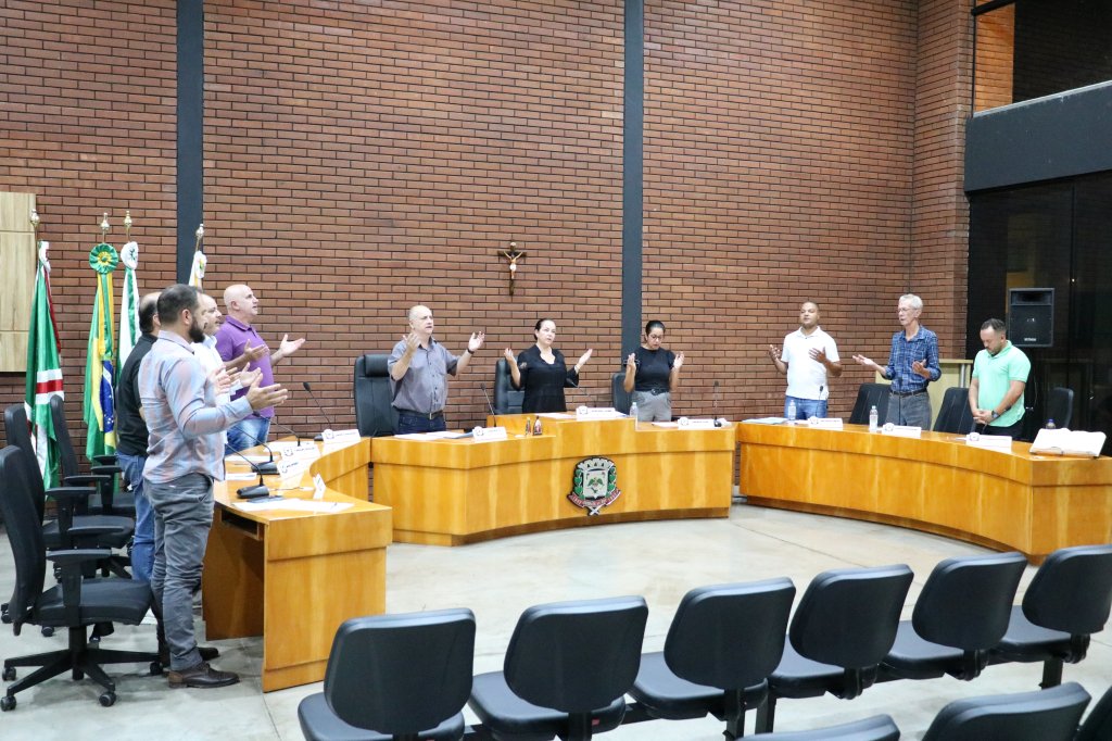 RESUMO DA SESSÃO ORDINÁRIA DA CÂMARA MUNICIPAL DE JANDAIA DO SUL