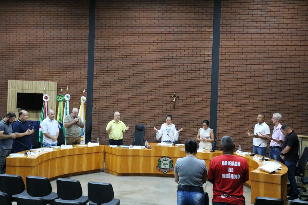 RESUMO DA SESSÃO ORDINÁRIA DA CÂMARA MUNICIPAL DE JANDAIA DO SUL