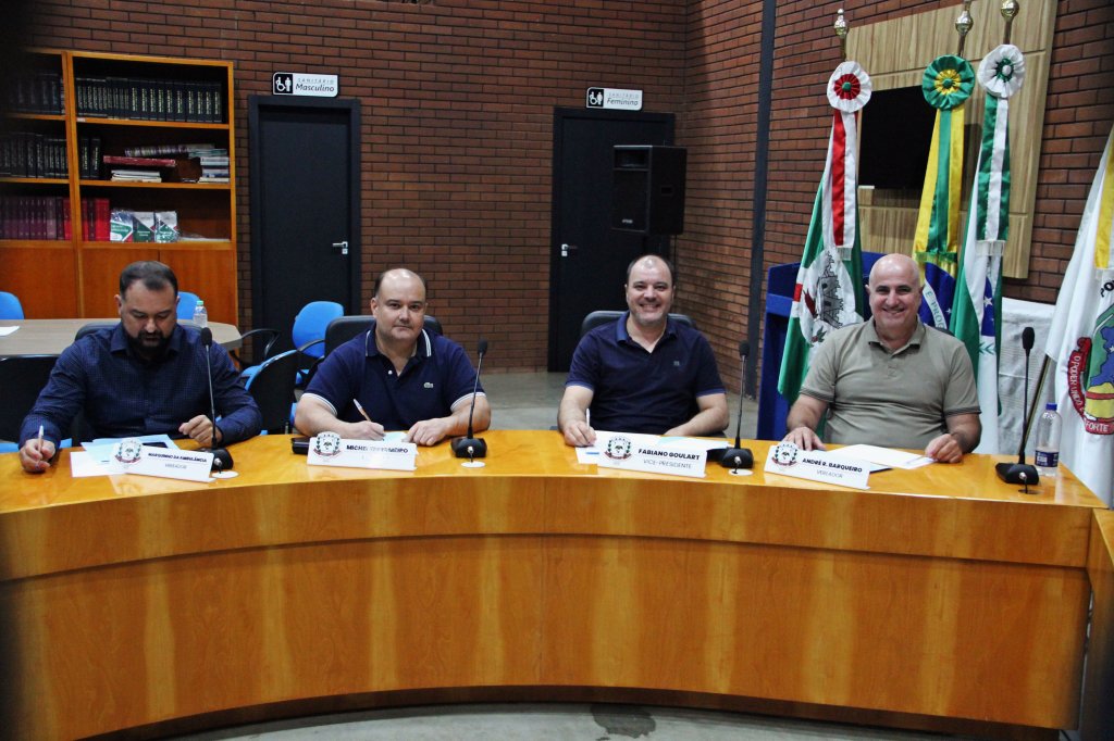 RESUMO DA SESSÃO ORDINÁRIA DA CÂMARA MUNICIPAL DE JANDAIA DO SUL
